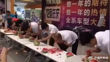 河北清苑吃瓜,夏日吃瓜盛宴，品味乡村生活韵味