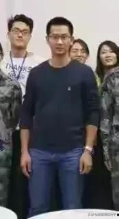 张老师常理吃瓜,吃瓜群众的智慧与幽默