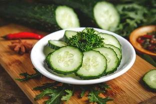 大胡子吃生瓜,舌尖上的冒险之旅