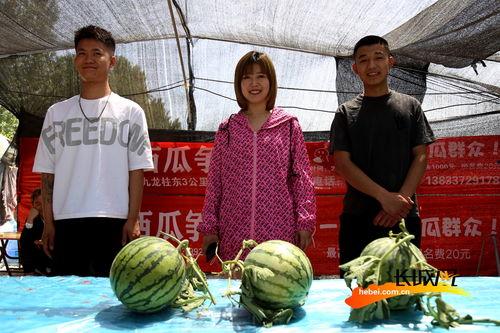 吃瓜阿姨照片图片高清,高清揭秘吃瓜阿姨的绝美风采